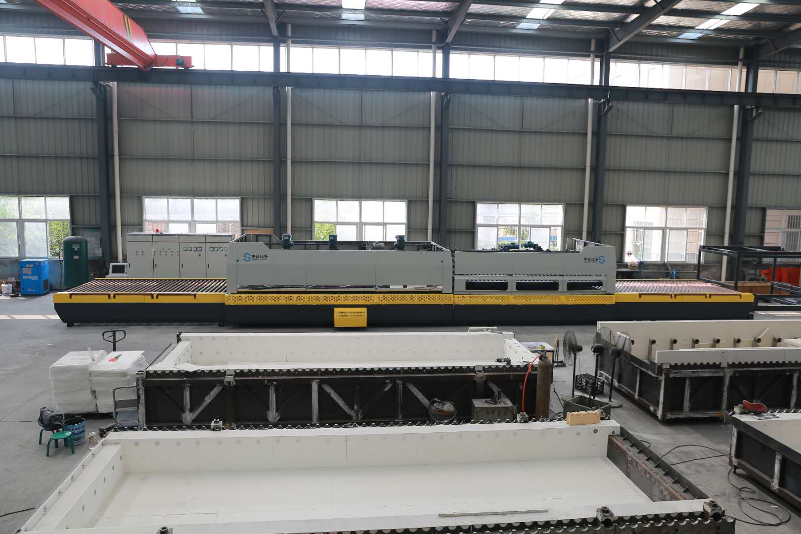 中空玻璃設(shè)備如何設(shè)計(jì)玻璃強(qiáng)度