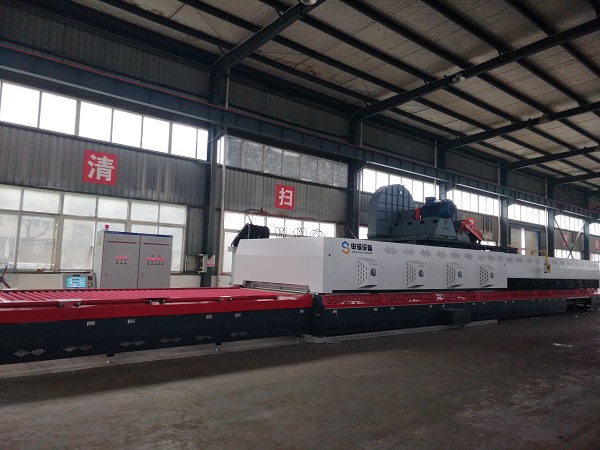 Low-E玻璃鋼化時(shí)為什么要用強(qiáng)制對(duì)流鋼化爐？有哪些優(yōu)勢(shì)？